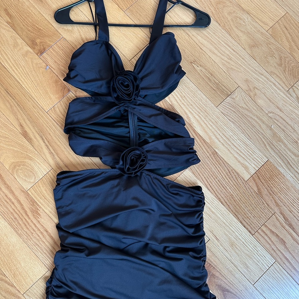 Elegant Black Mini Dress